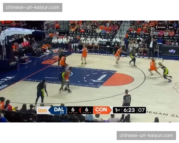 对比研究:WNBA与NBA在“边路挡拆后处理球方式”上的异同分析 对比研究:WNBA与NBA在“边路挡拆后处理球方式”上的异同分析